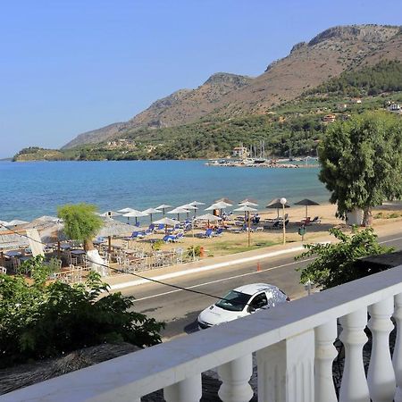 Chrispy Apartments Sivota  Room photo