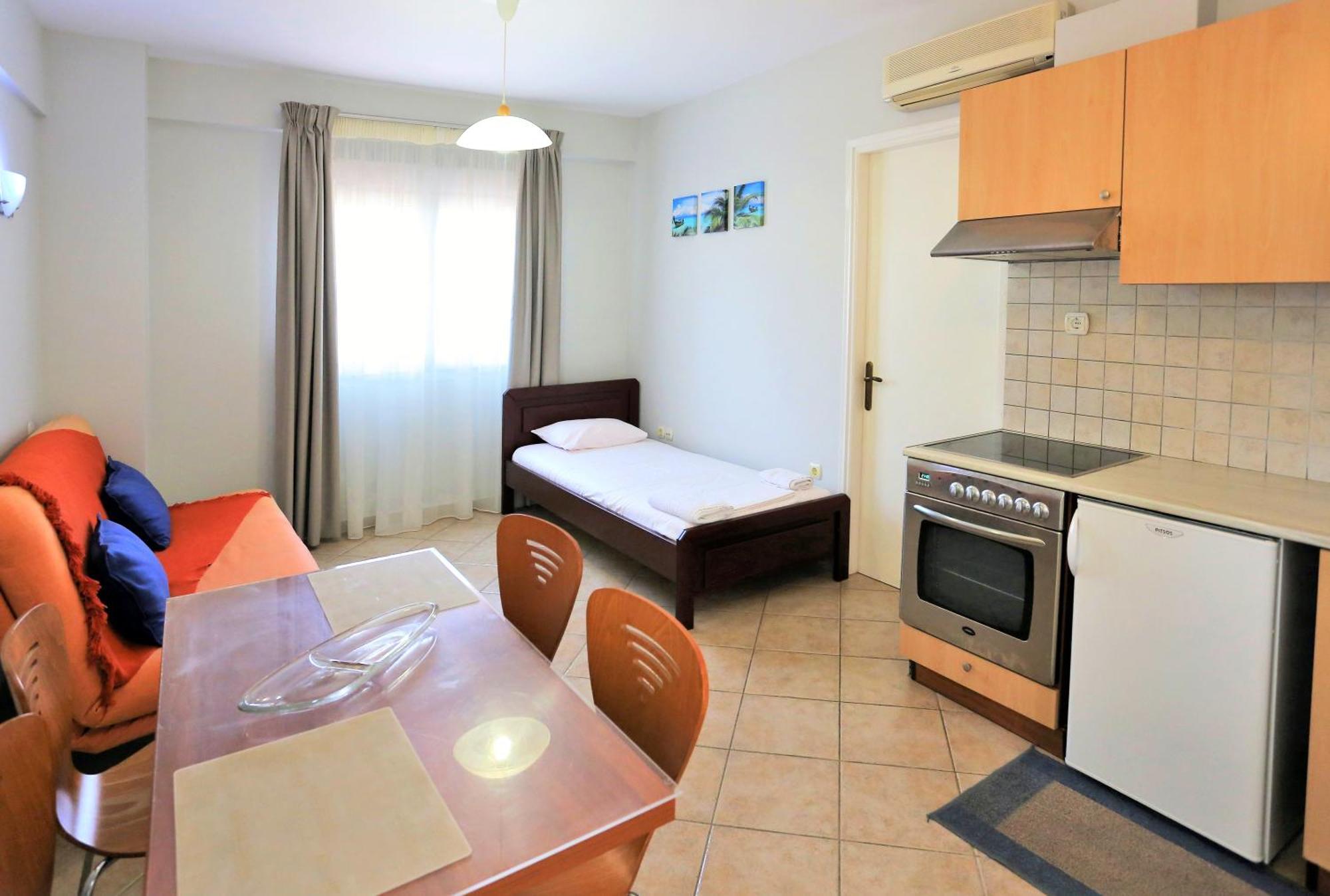 Chrispy Apartments Sivota  Room photo